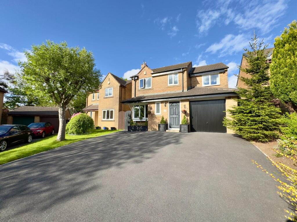 House in Burnley, Harle Syke, Haggate