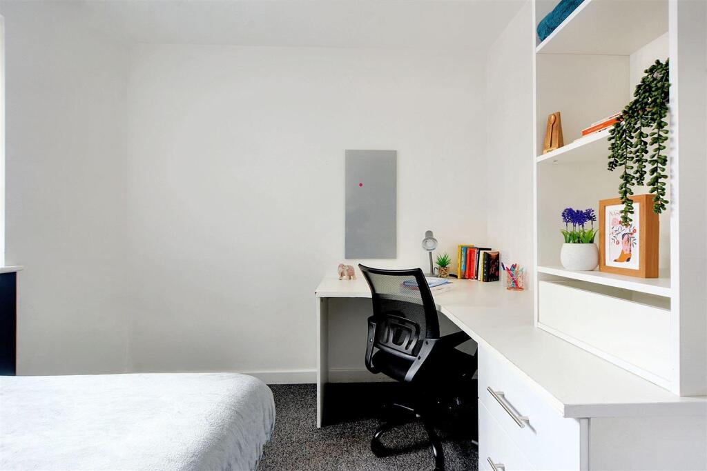 Apartment in Leicester - View 4