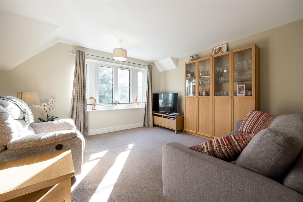 Icknield Place, Goring photo 3