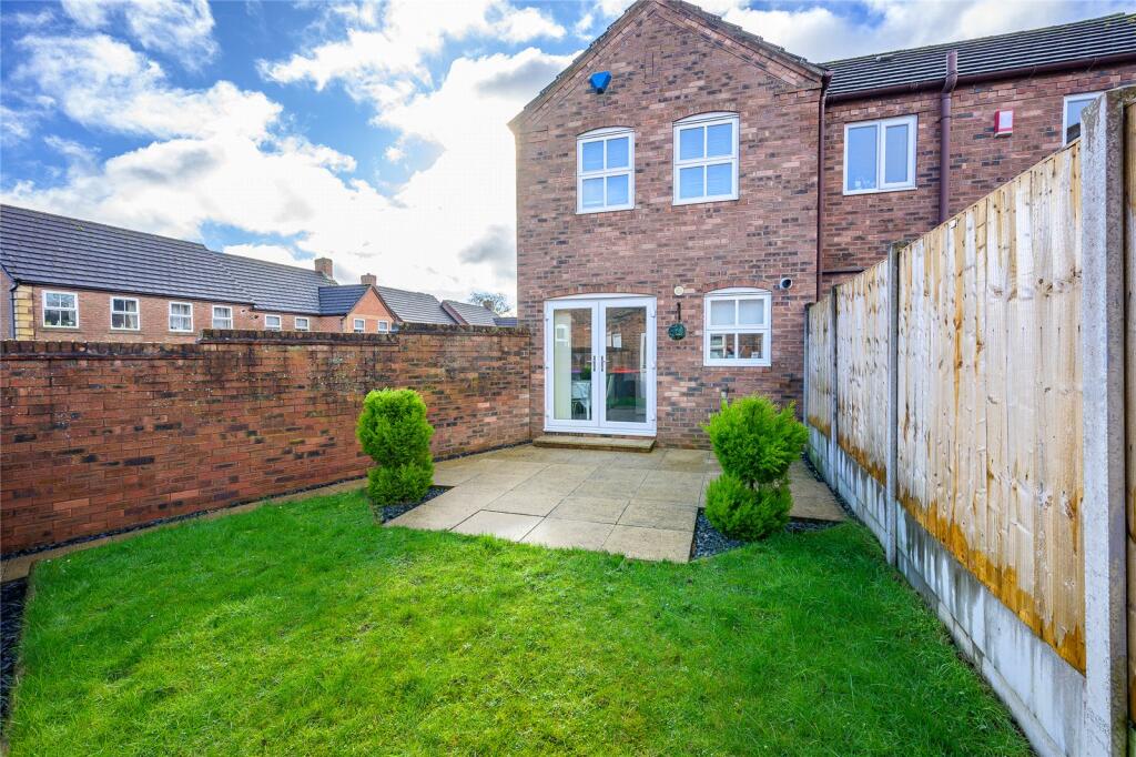 Fieldfare Way, Aqueduct, Telford, Shropshire, TF4 photo 4