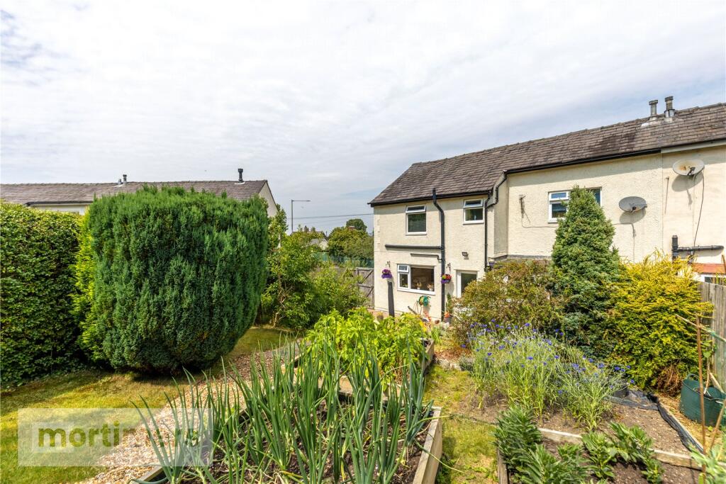 House in Ribble Valley, Billington and Langho - More