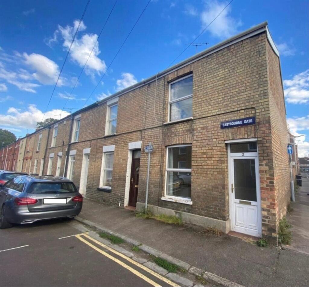 Main image of property: Eastbourne Gate, Taunton, TA1