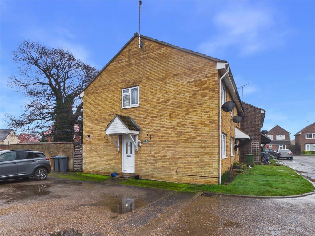 2-bed terraced on The Josselyns, Trimley St. Mary, Felixstowe, Suffolk, IP11, £220,000