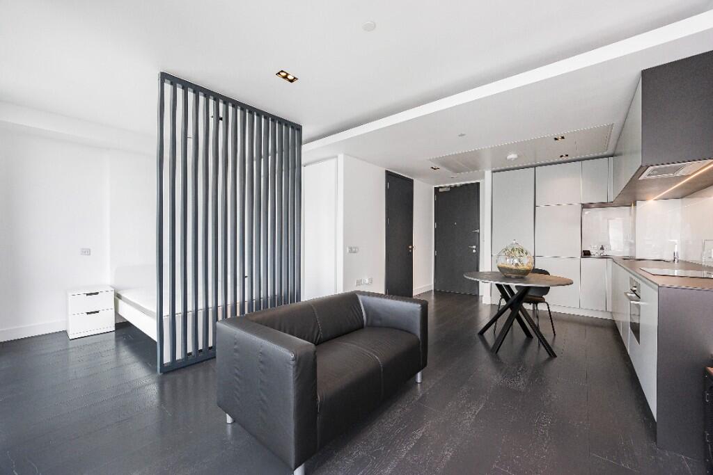 Main image of property: Marsh Wall, London, E14