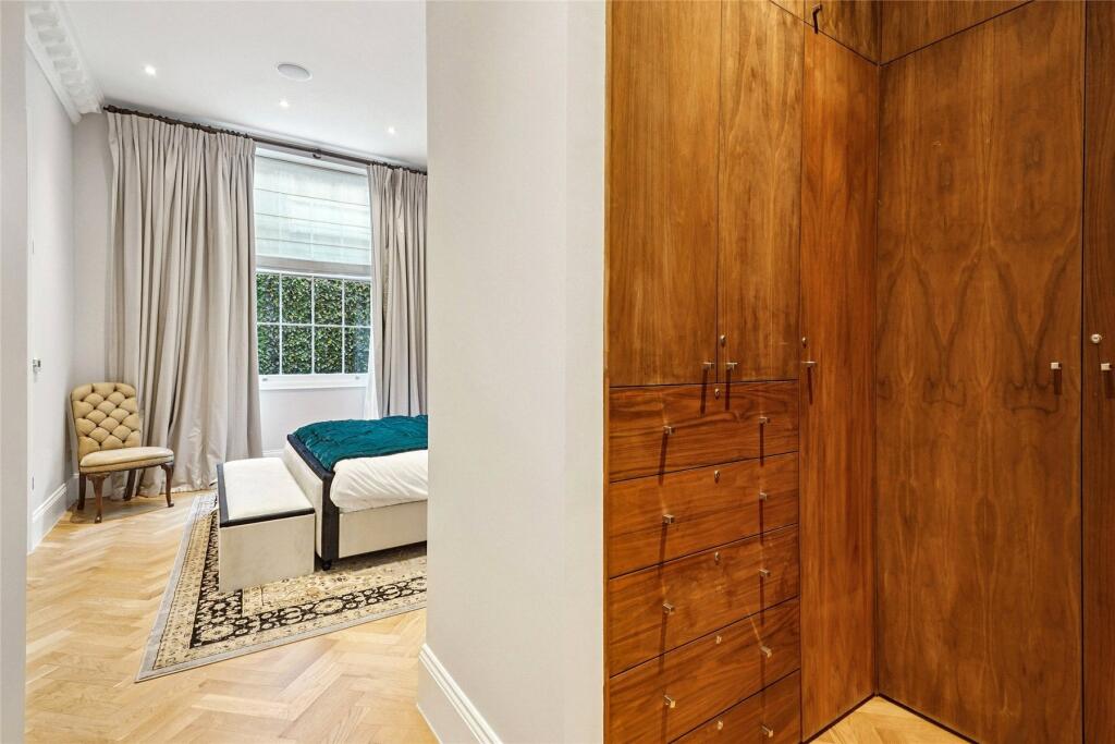 4 bedroom flat for rent