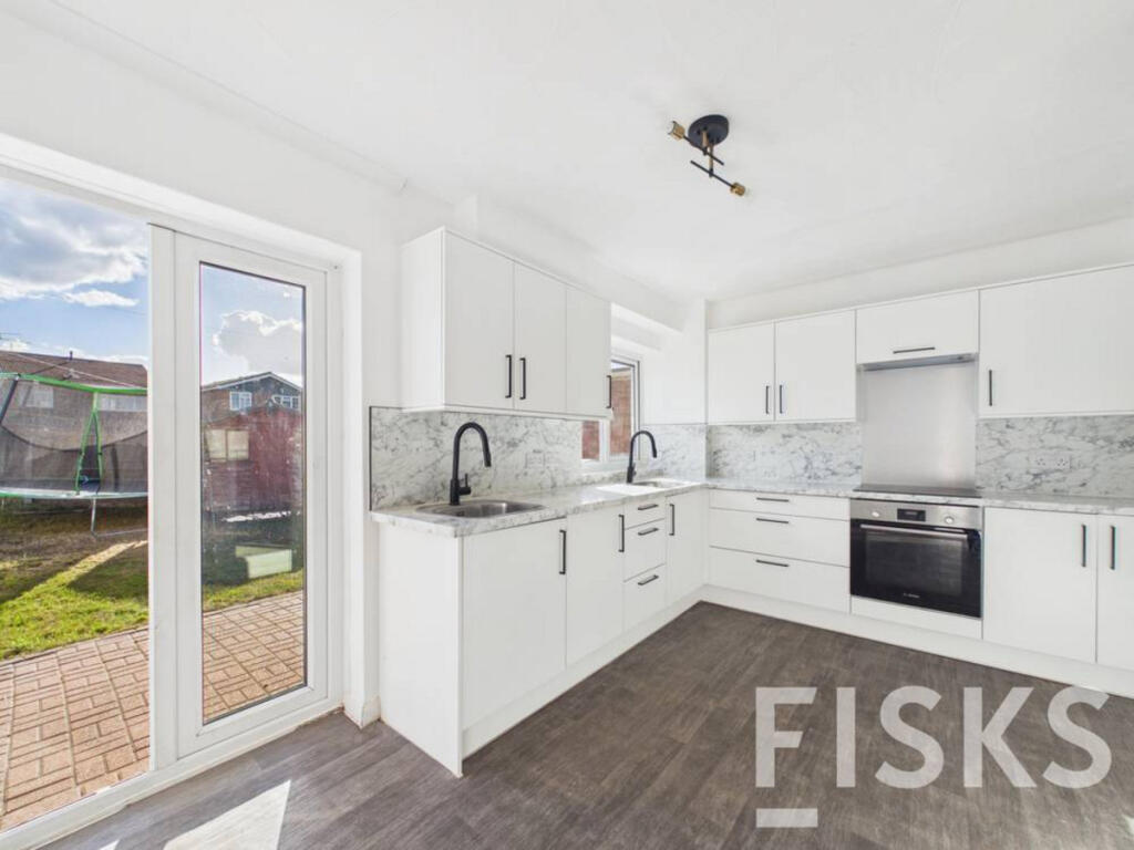 House in Southend-on-Sea - View 3