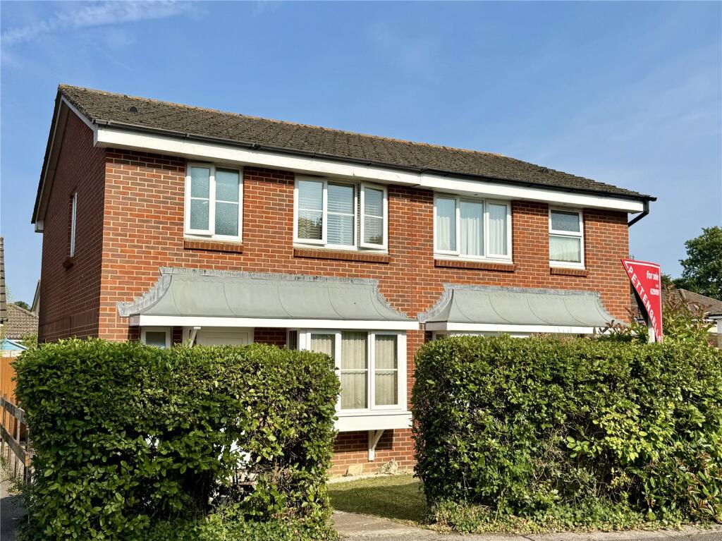 Doe Copse Way, New Milton, Hampshire, BH25