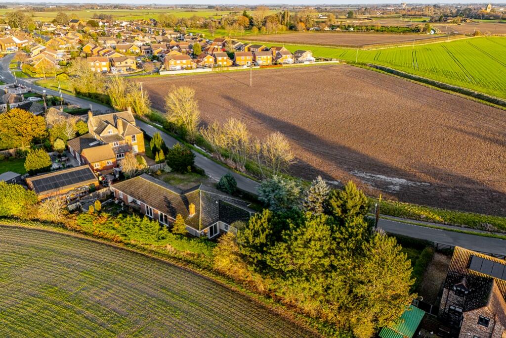 House in Peterborough - View 4