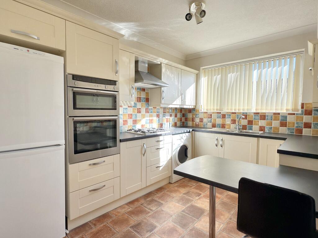 Aspin Drive, Knaresborough photo 3
