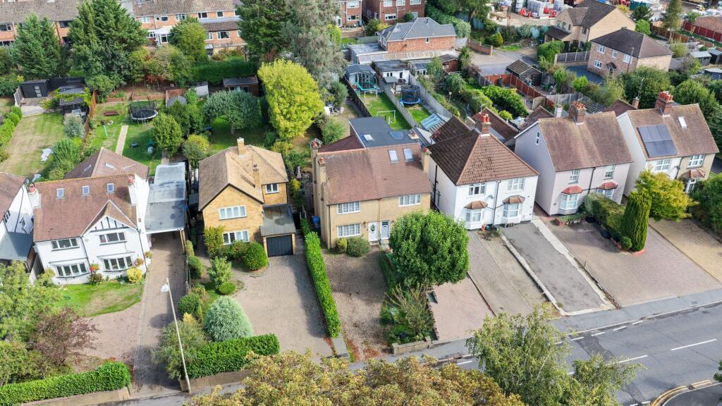 Main image of property: Belswains Lane, Hemel Hempstead, HP3