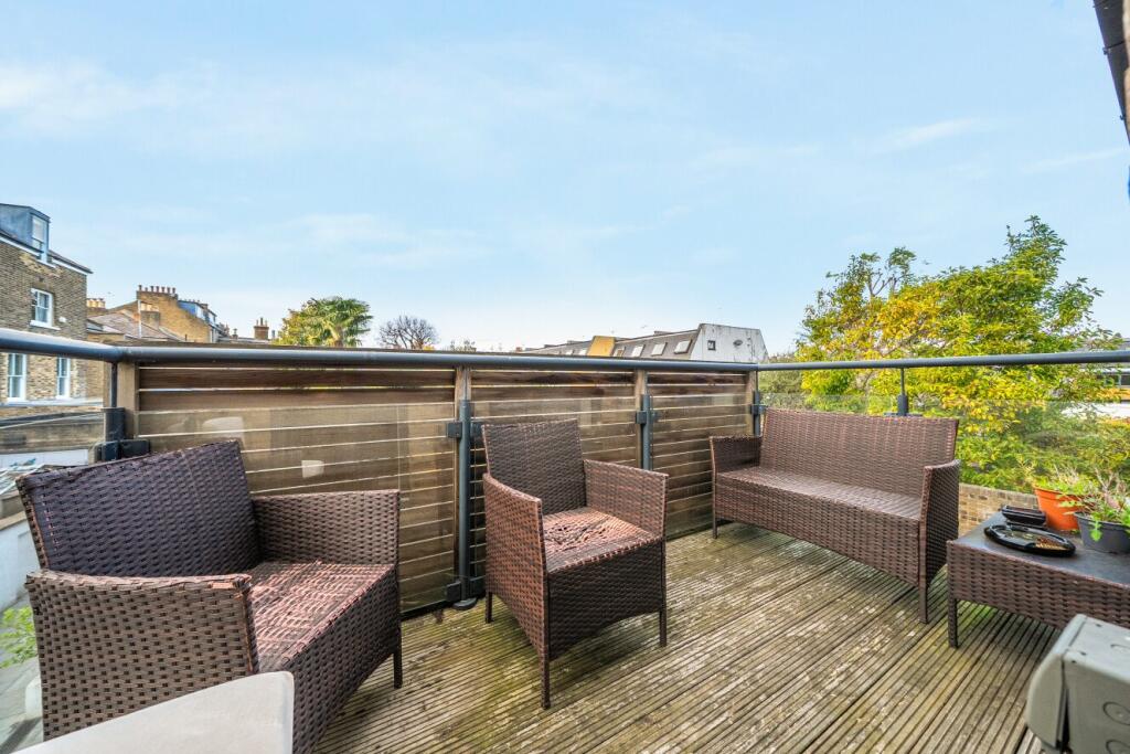 Bemish Road, Putney, London, SW15 photo 3