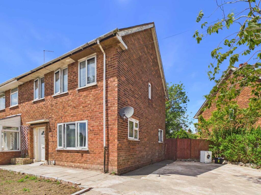 Main image of property: Hopedale Road, Quinton, Birmingham, West Midlands, B32