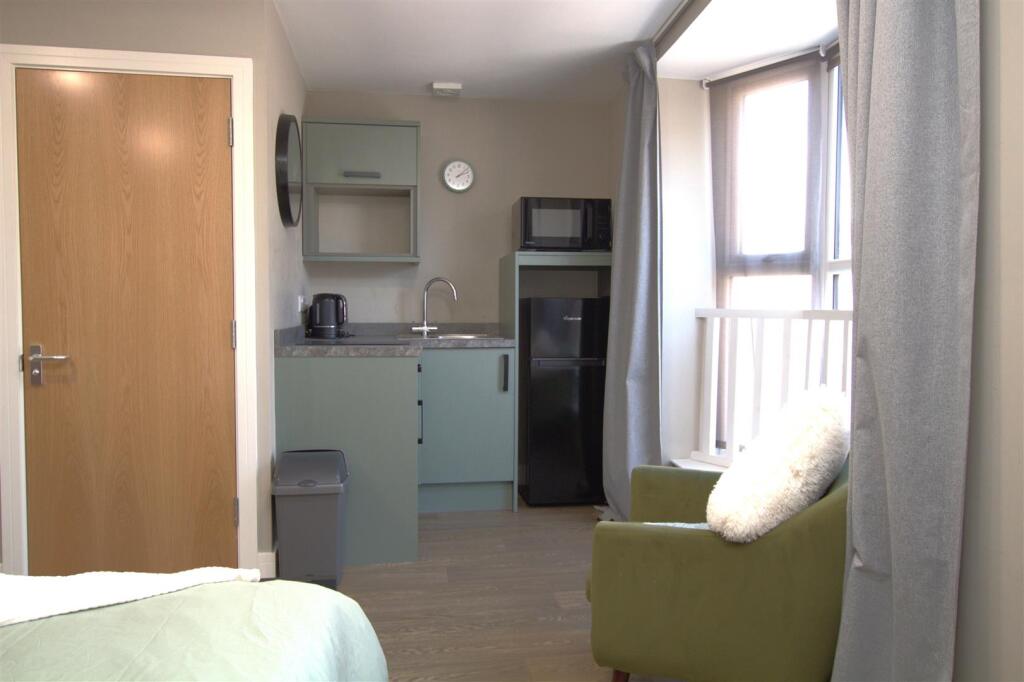Apartment in Middlesbrough, Middlehaven - More