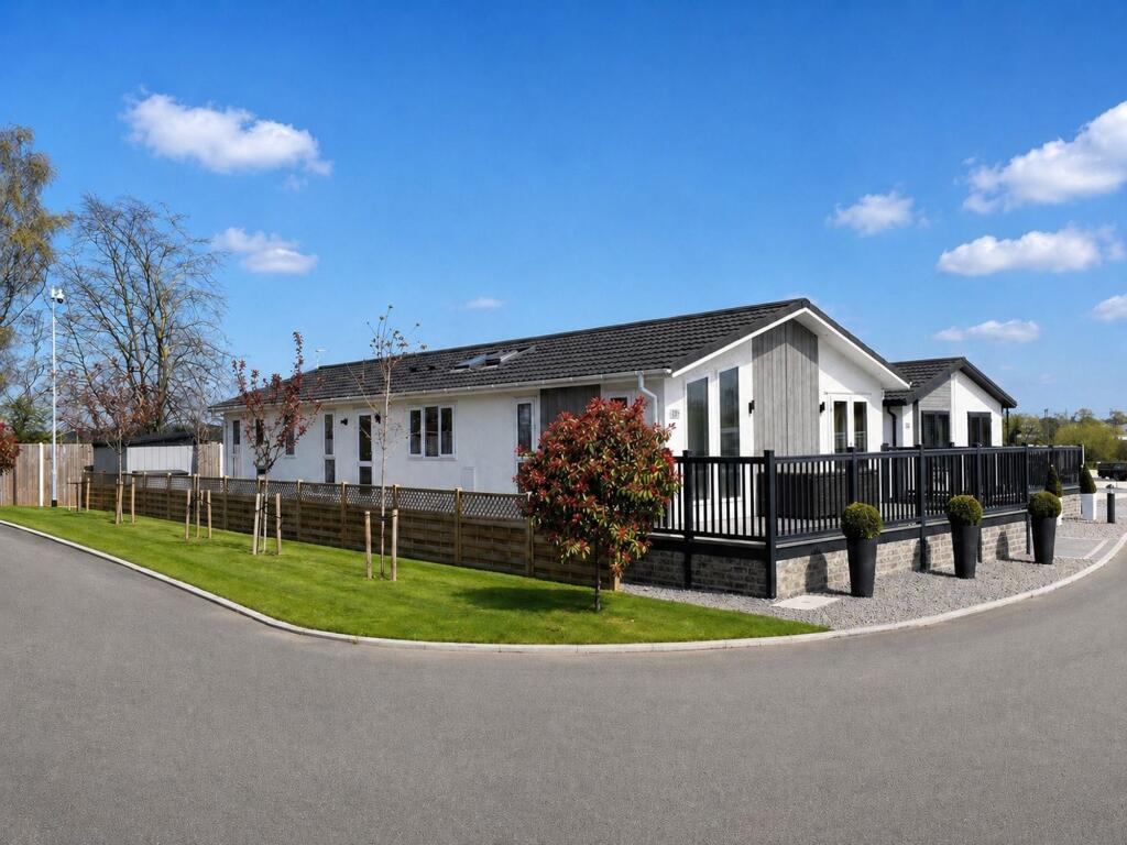 New Market, Offenham Road, Evesham, WR11