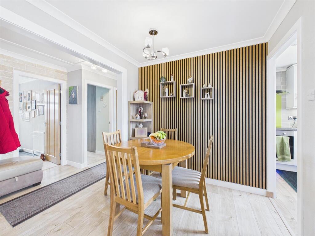 House in Perth - View 5