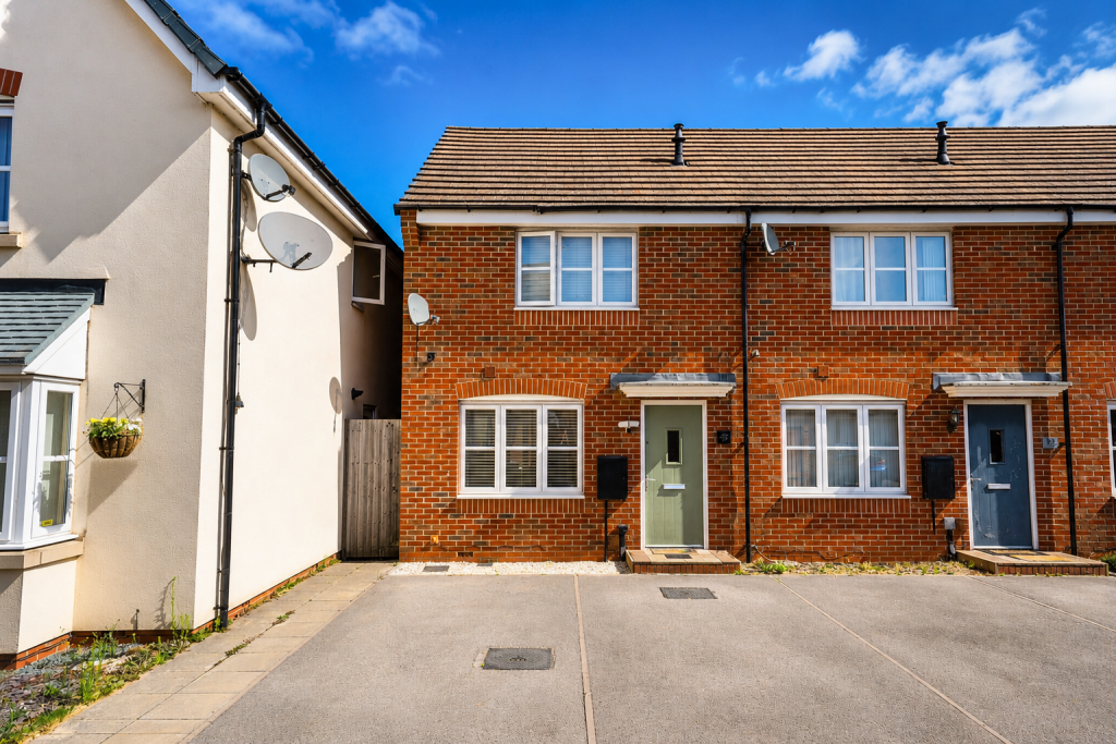 Main image of property: Mallard Close, Leicester, Leicestershire