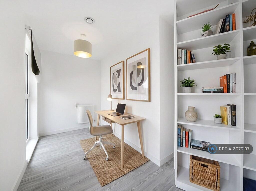 Apartment in London, Upton Gardens, Upton Park - View 4