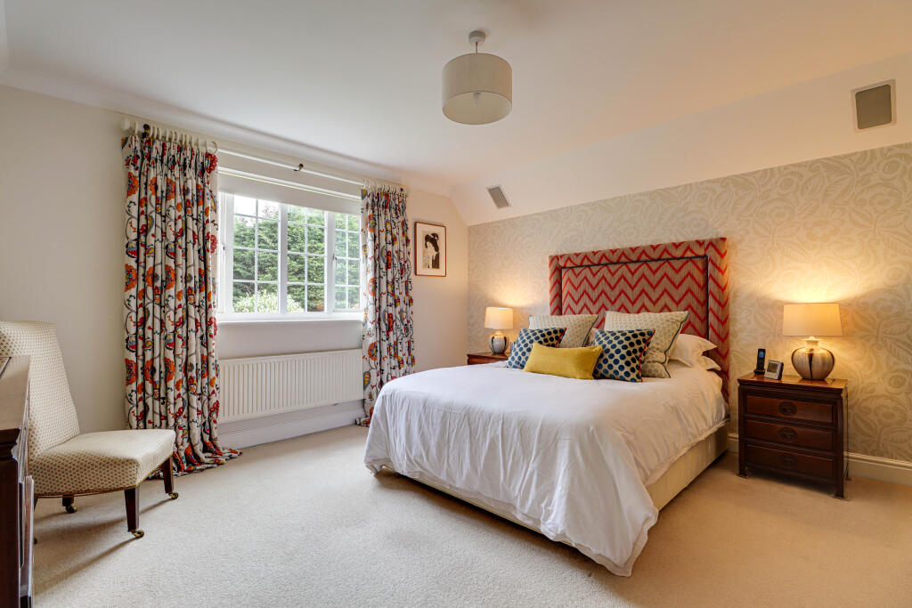 Additional image 11 of Kensington Close, St Albans, AL1