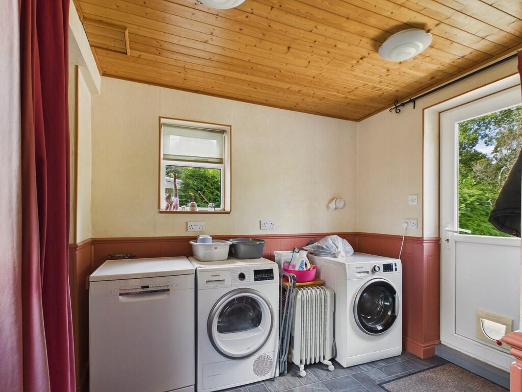 House in East Lindsey, Kirkby on Bain - View 5