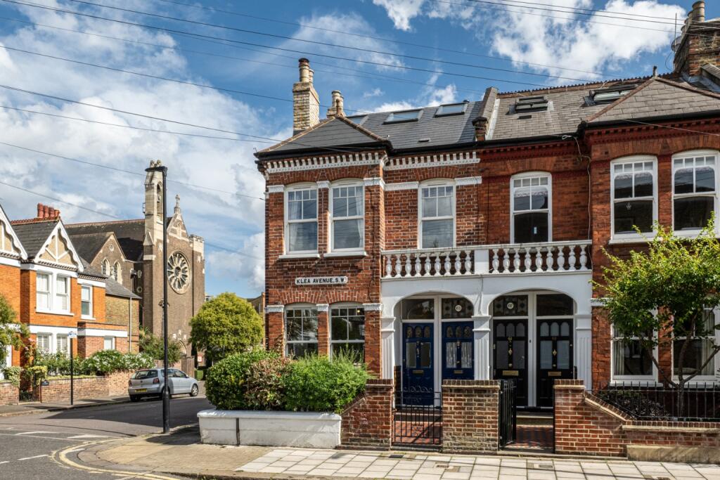 Apartment in London - View 2