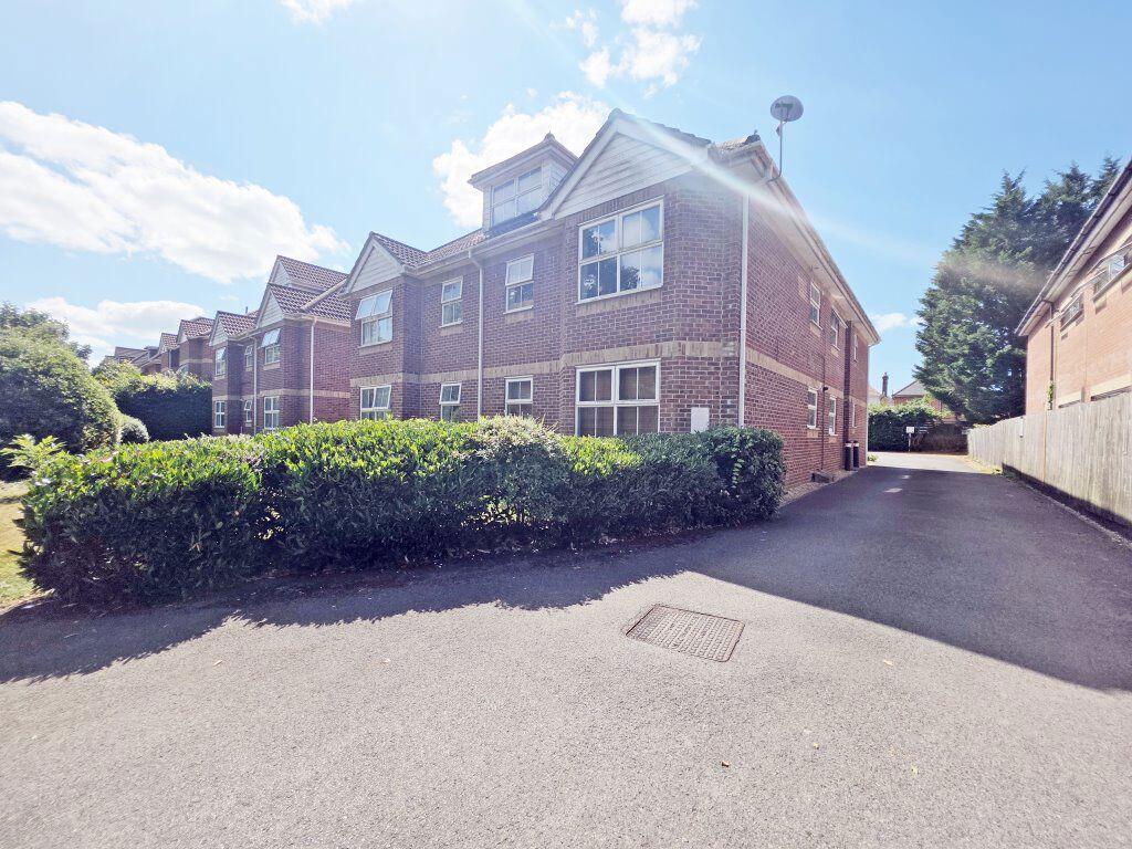 Main image of property: RICHMOND PARK ROAD, CHARMINSTER (P07850)