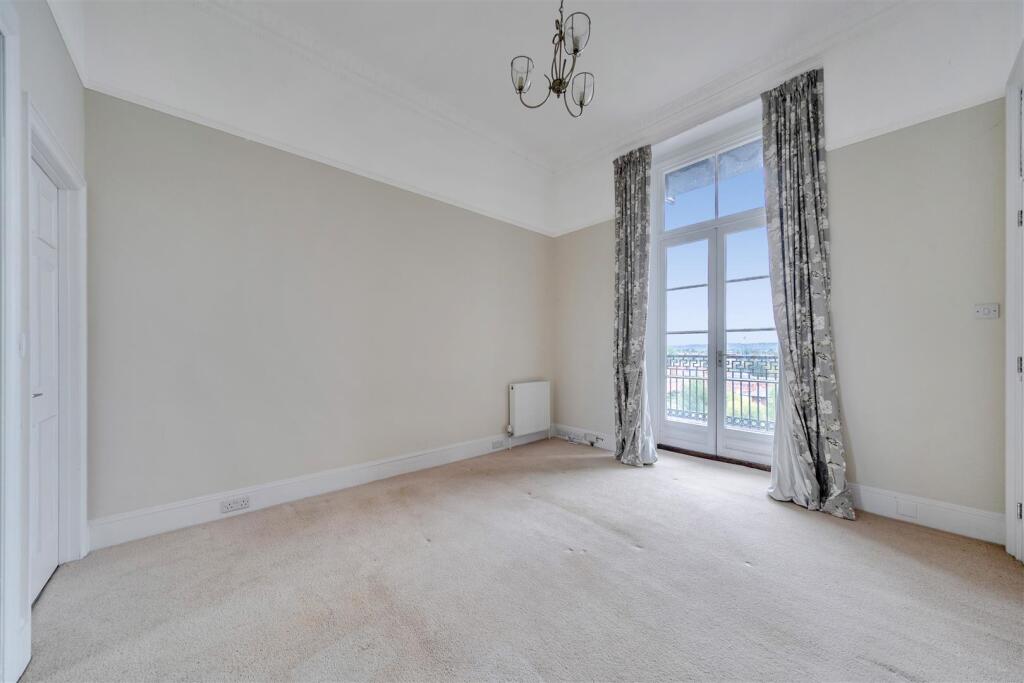 Apartment in Shrewsbury, Coleham - More