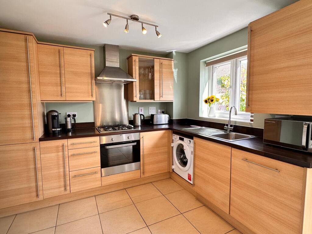 Kempton Drive, Barleythorpe photo 5