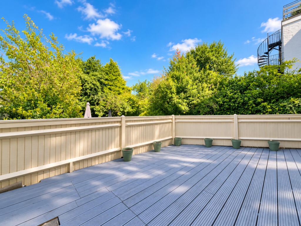 Apartment in Brighton - View 2