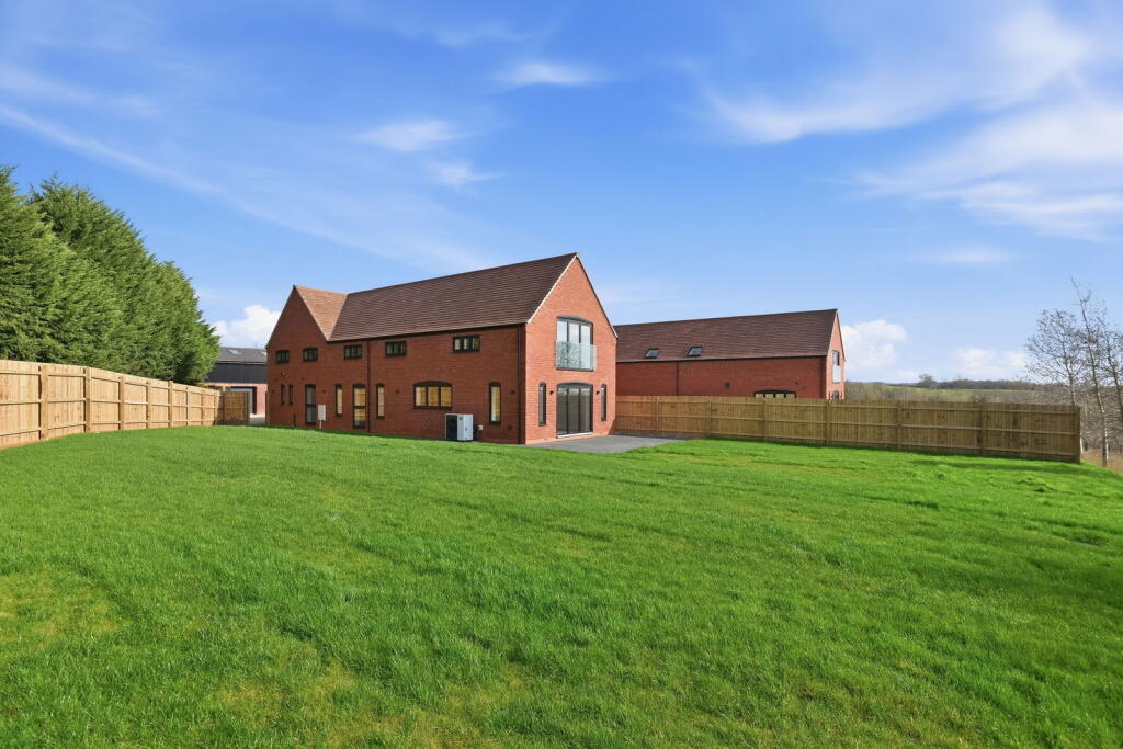 Additional image 7 of LAKE VIEW, Wawensmere Road, Wootton Wawen, Henley-In-Arden, Warwickshire, B95 6BW