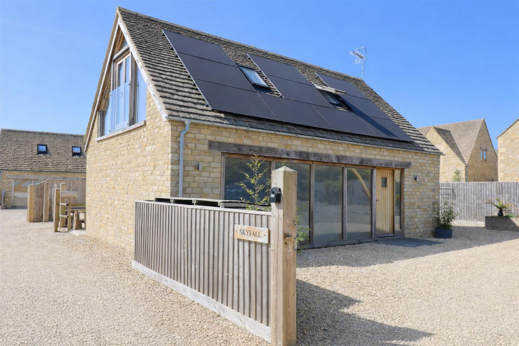 Main image of property: Church Street, Stonesfield