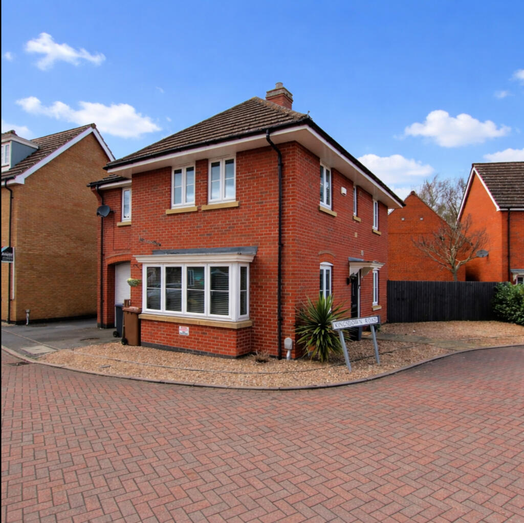 Main image of property: Kingsdown Road, Doddington Park, Lincoln, LN6