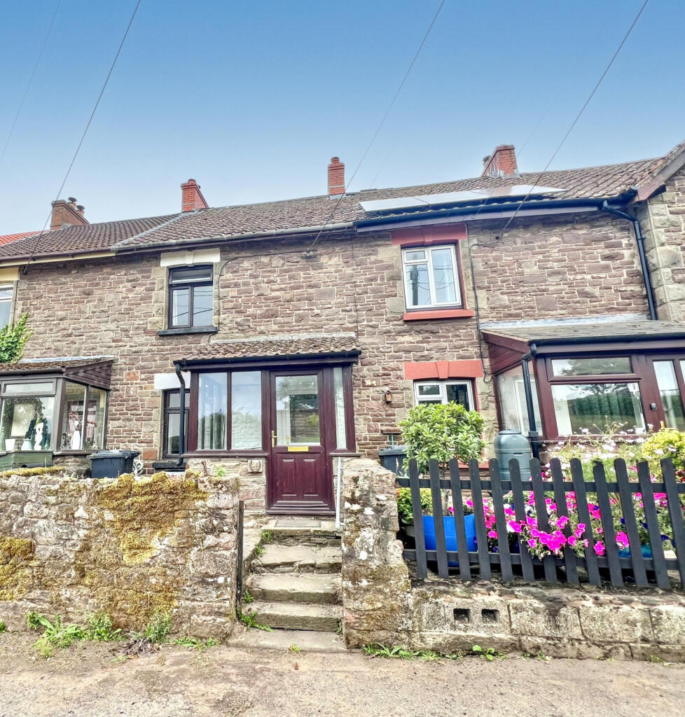 2-bed terraced on INVESTMENT OPPORTUNITY 24 Stockwell Lane, Aylburton, Lydney, Gloucestershire, GL15 6DN, £180,000