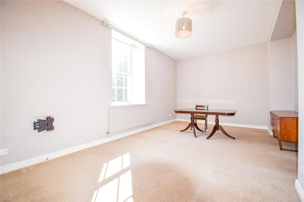 House in Swindon - View 3