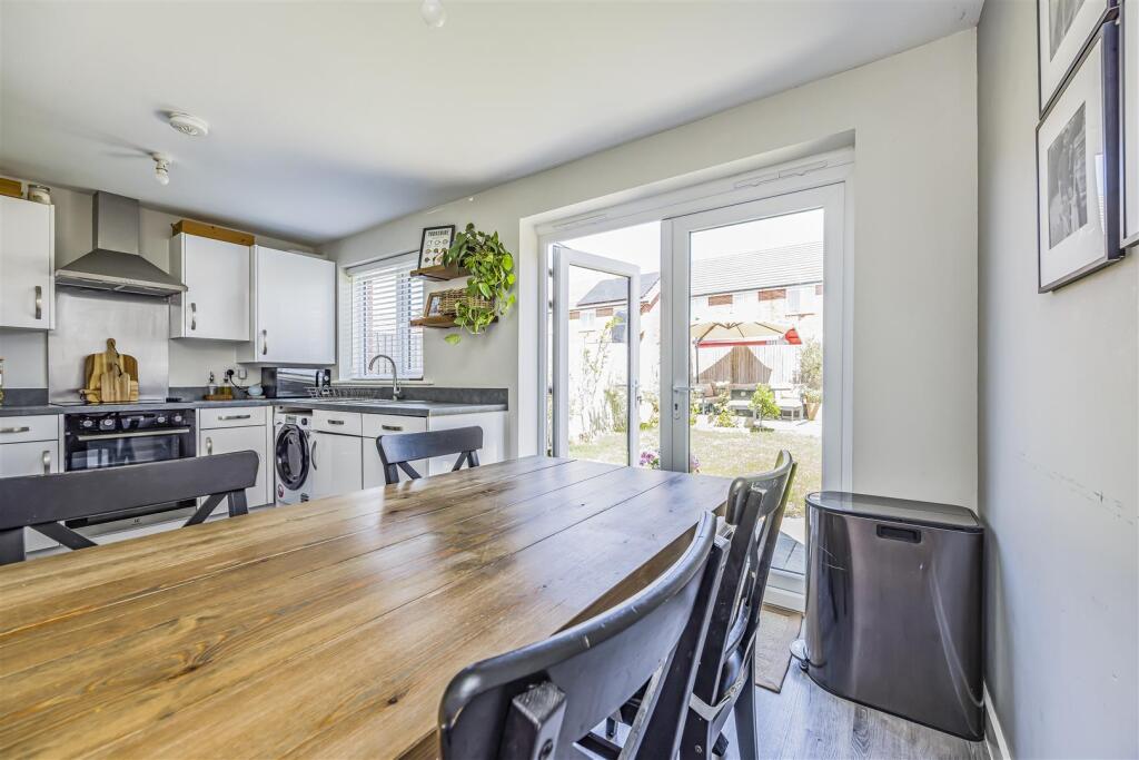 House in Havant, Warblington - View 4