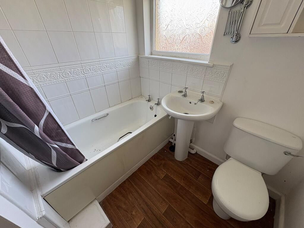 House in Wigan, Greater Manchester - More
