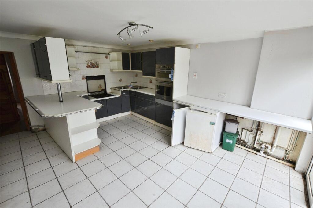 House in Truro - View 5