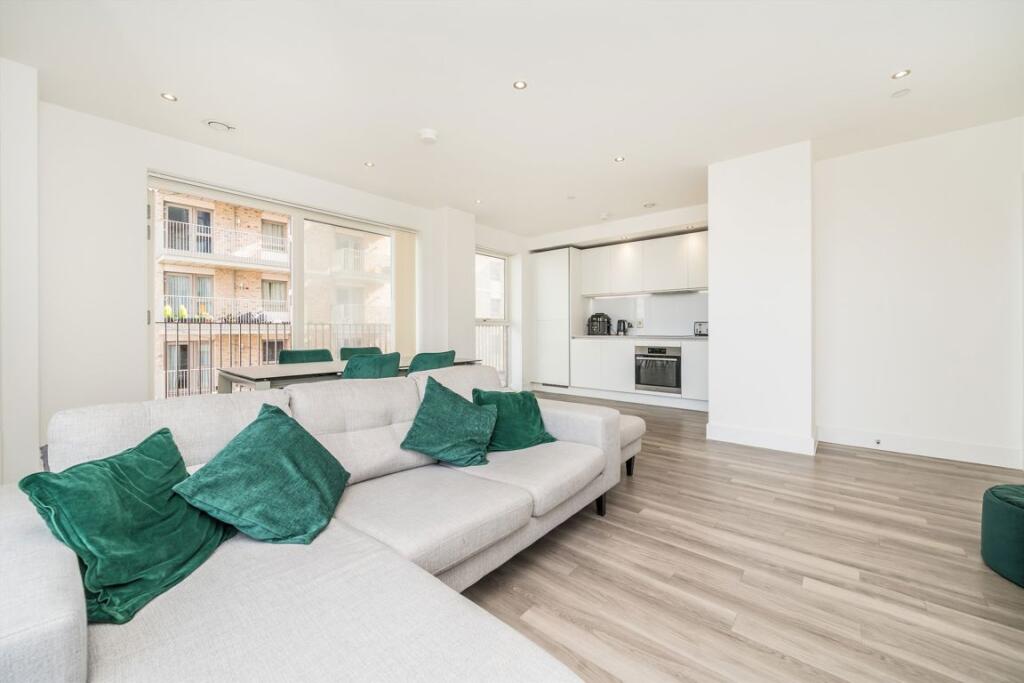 Apartment in London - View 5