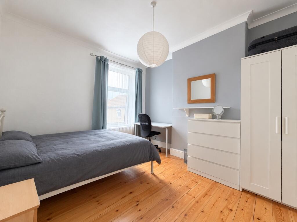 House in Cardiff, Maindy, Cathays - View 5