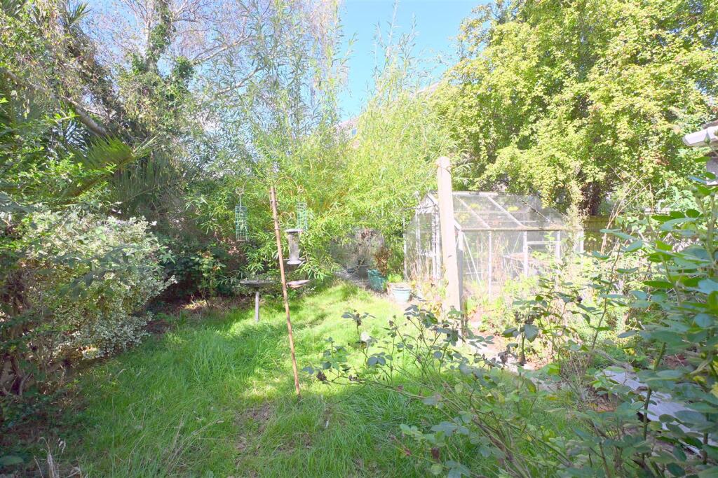 House in Eastbourne, Hampden Park - View 2