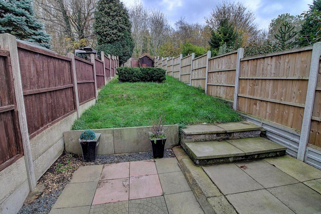 Bucks Hill, Nuneaton, CV10 photo 3