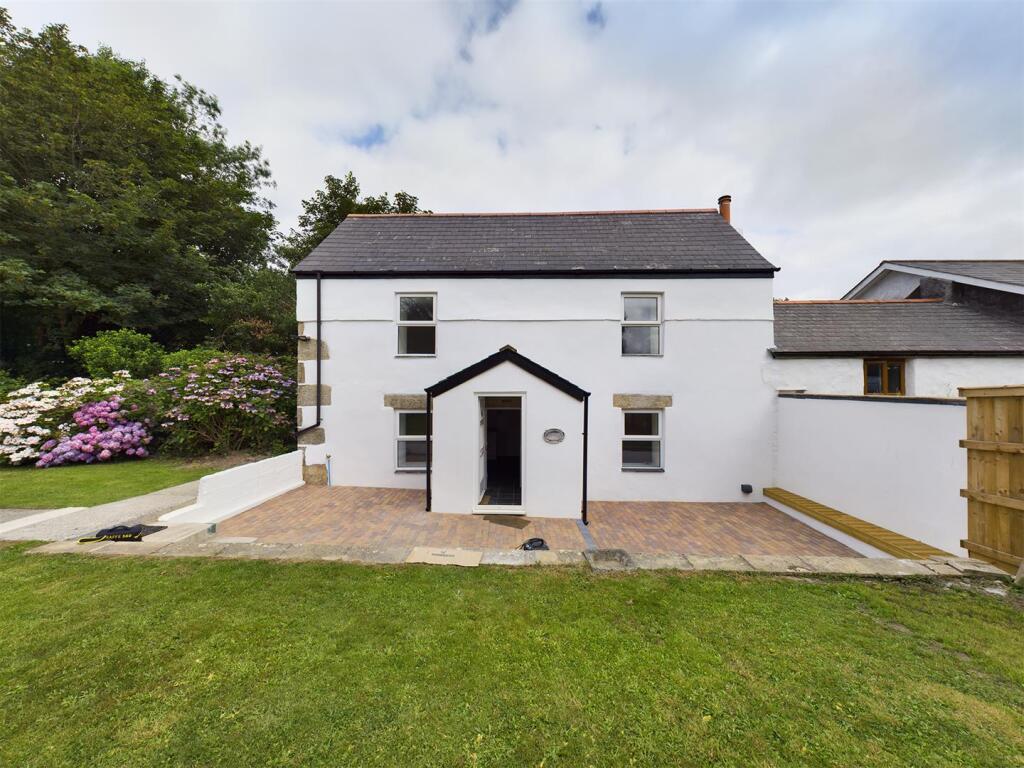 Main image of property: Scorrier, Redruth