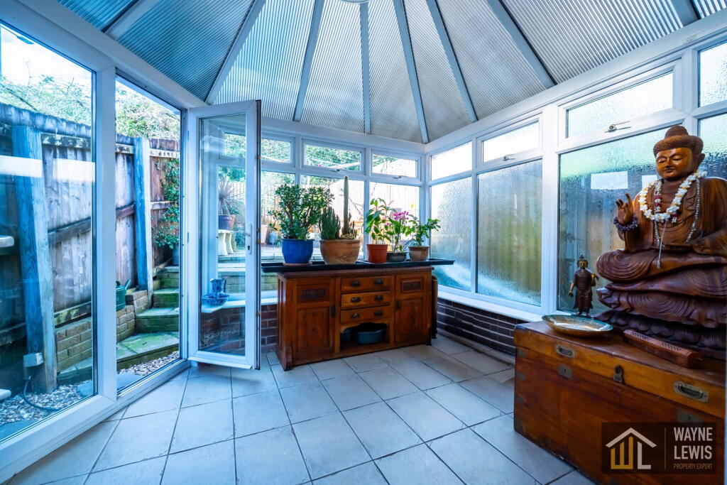 House in Caerphilly - View 4