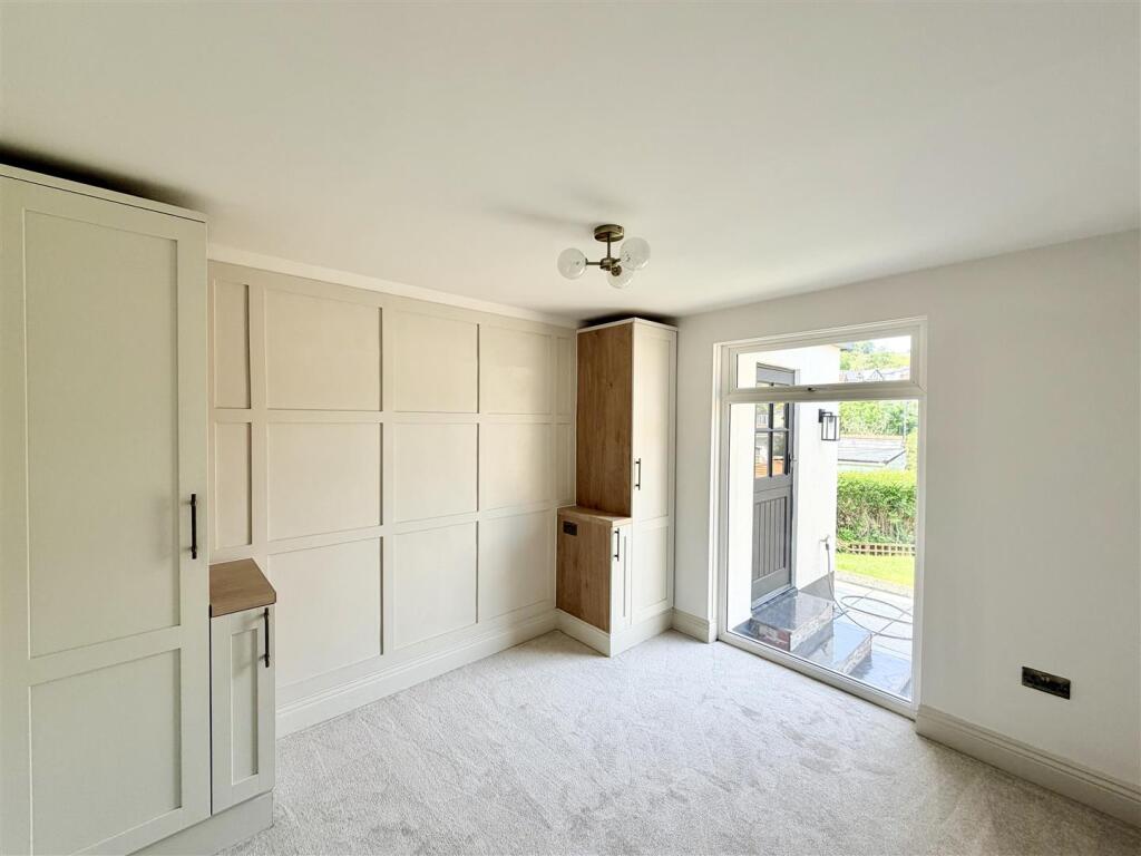 House in Plymouth - View 5