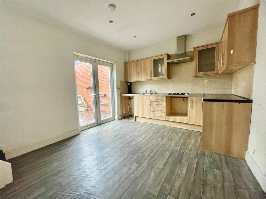 St. Davids Road, Preston, Lancashire, PR1 - View 3