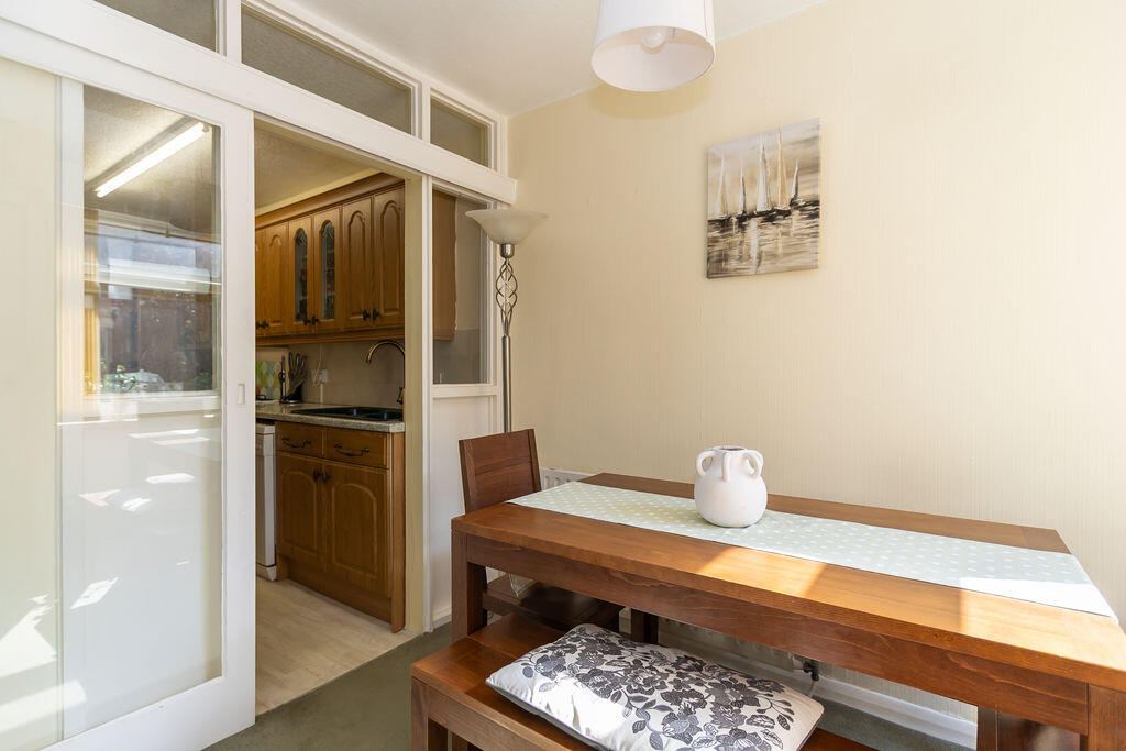 Apartment in Penarth, Vale of Glamorgan - More