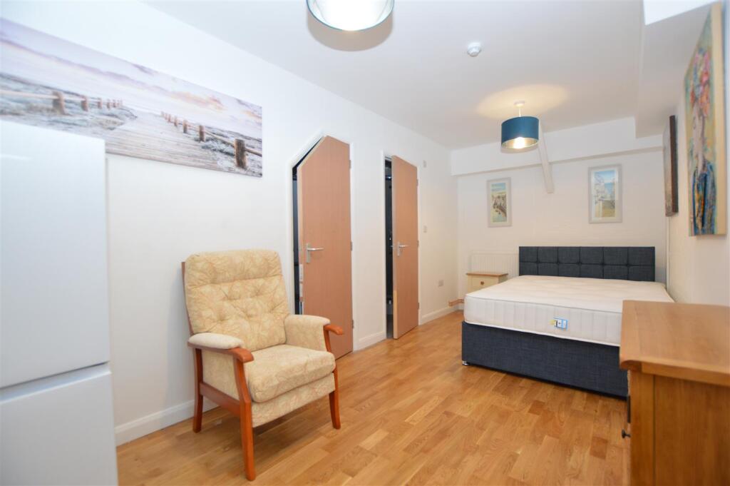 Main image of property: St. Giles Street, Norwich