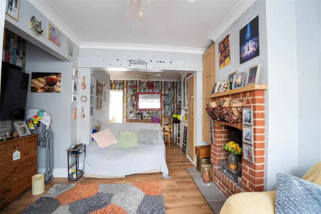 House in Tonbridge - View 5