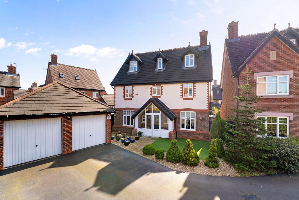 Main image of property: Wellcroft Gardens, Lymm, WA13