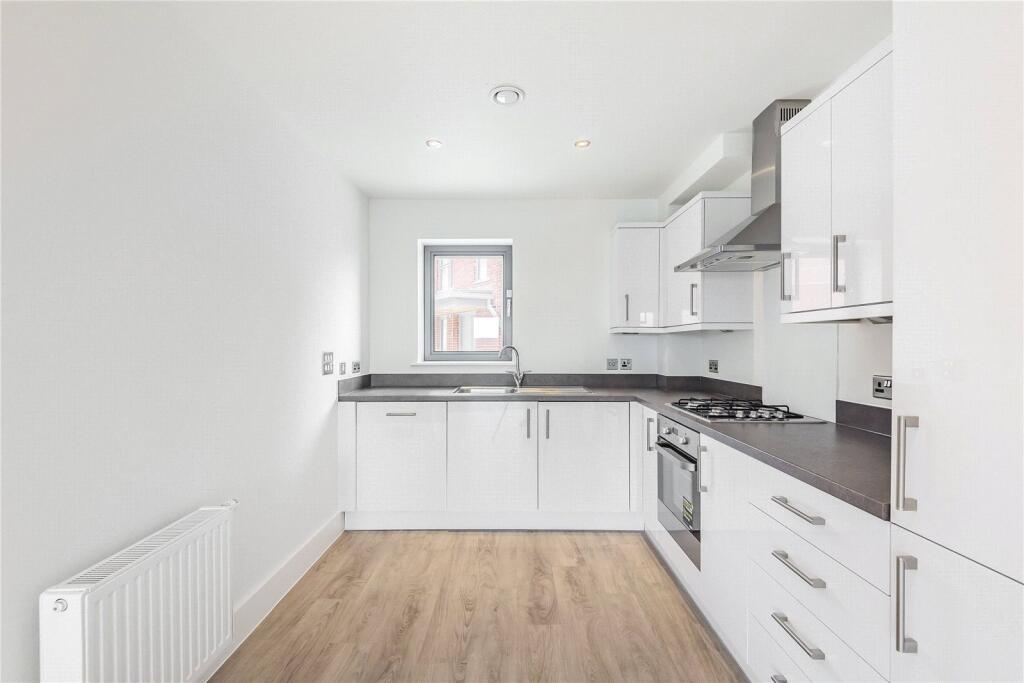Apartment in Reading - More