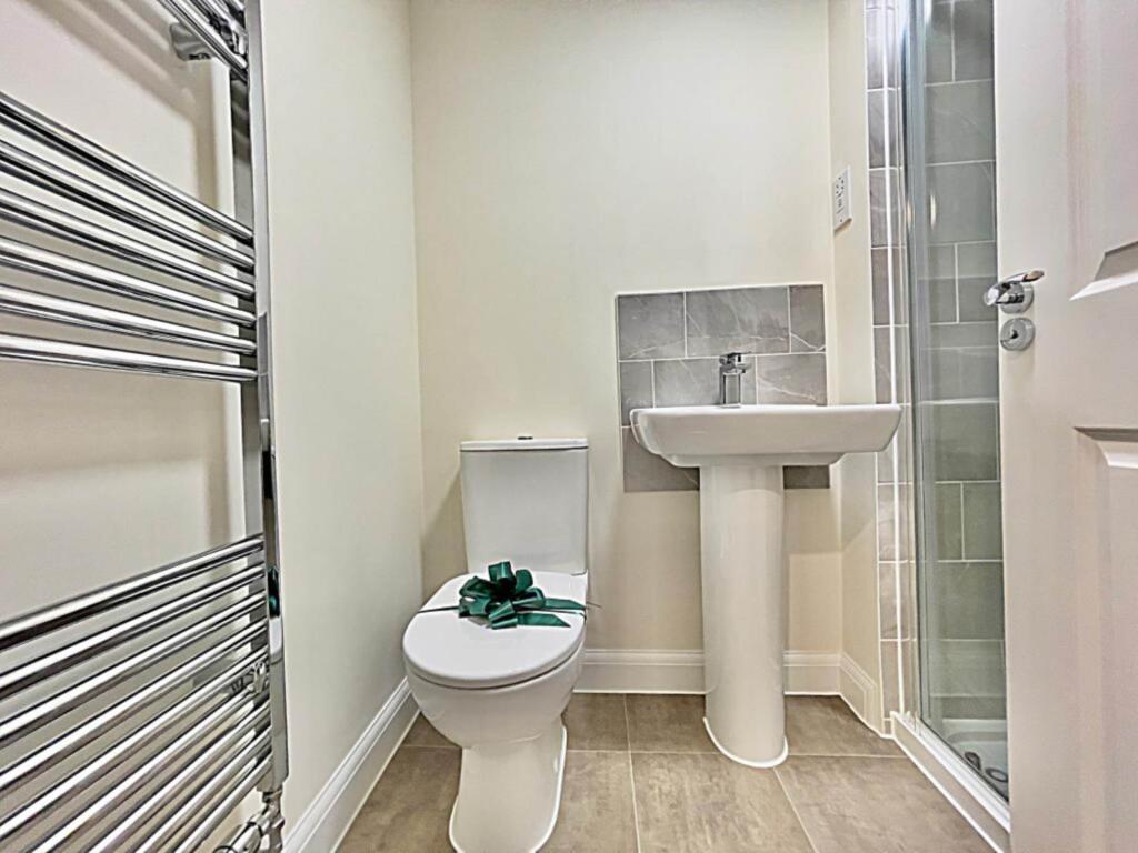 Langley Avenue, Eaton Leys - View 5
